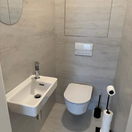 Apartment Kesselbauer Near Prezident Palace Bratislava